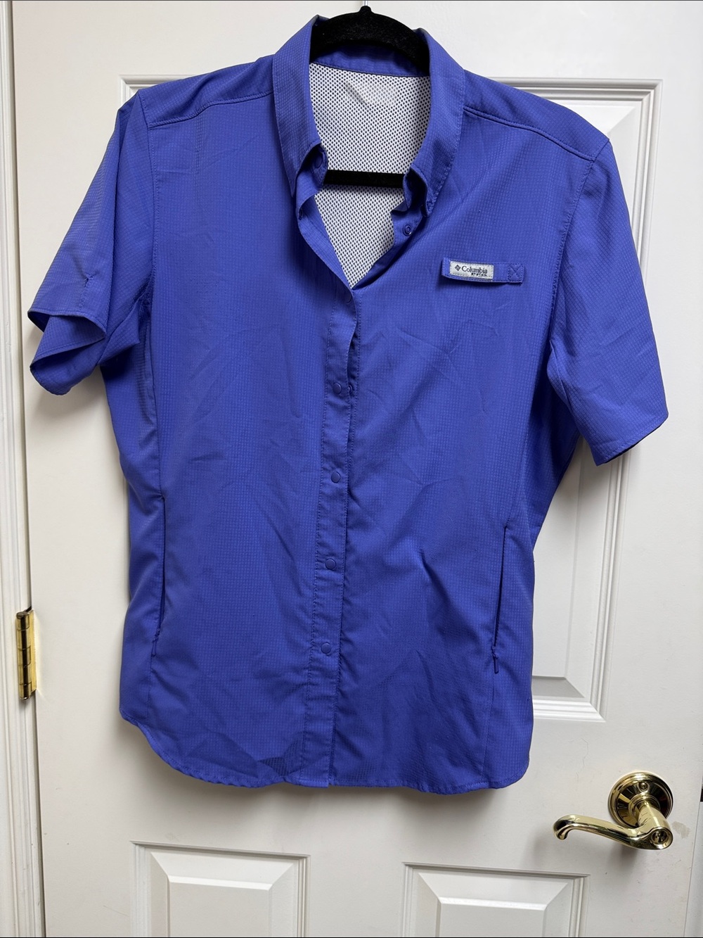 Columbia Performace Fishing Gear Short Sleeve Button-Down Shirt in Royal Blue
